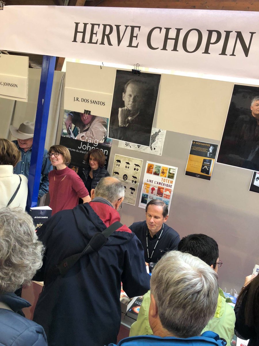 ⚡️ #Brive ⚡️

🗣<a href="/J_R_dosSantos/">José Rodrigues Dos Santos</a> rencontre ses lecteurs à <a href="/foirelivrebrive/">Foire du livre de Brive</a> aujourd'hui !