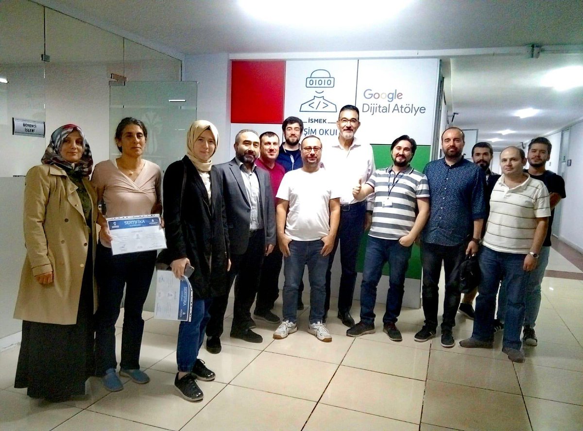 fthgk's tweet photo. 2019 - 2020 dönemi 1. E-ticaret Opencart kursunu tamamladık. Güzel bilgiler paylaştık, Arkadaşlara işlerinde başarılar diliyorum. Tekrar görüşmek üzere :)  #WebTasarım #adwords #eticaret #opencart #dijitalpazarlama #sosyalmedya #eğitim #fatihbilişimokulu #fatihgök https://t.co/IpJrtlXMCv