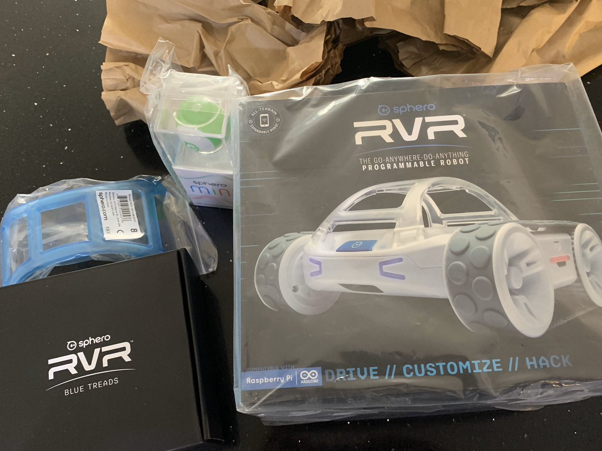 epredator's tweet image. Another #kickstarter parcel arrives.
#spherorvr programmable car/bot