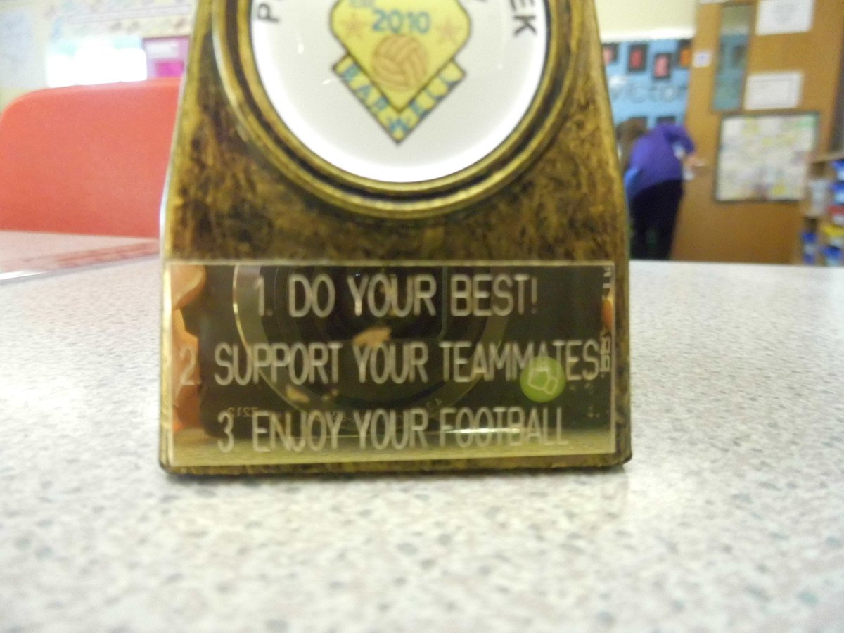 SSSJ_RISE's tweet image. It was an honour to have a "Player of the Week" from Barwell Football Club in #Class6. It made us think about "Learner of the Week": do your best, support your peers, enjoy your learning. #sameskills #lifeskills #SSSJ #livingandlearning