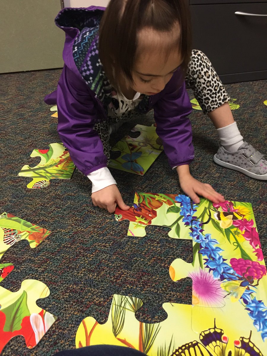 spedfrankflyers's tweet image. Fun Friday! 🧩 #kisdmagicalmoments #kisdbestdayever @FrankKISD #specialeducation @MelissaAndDoug