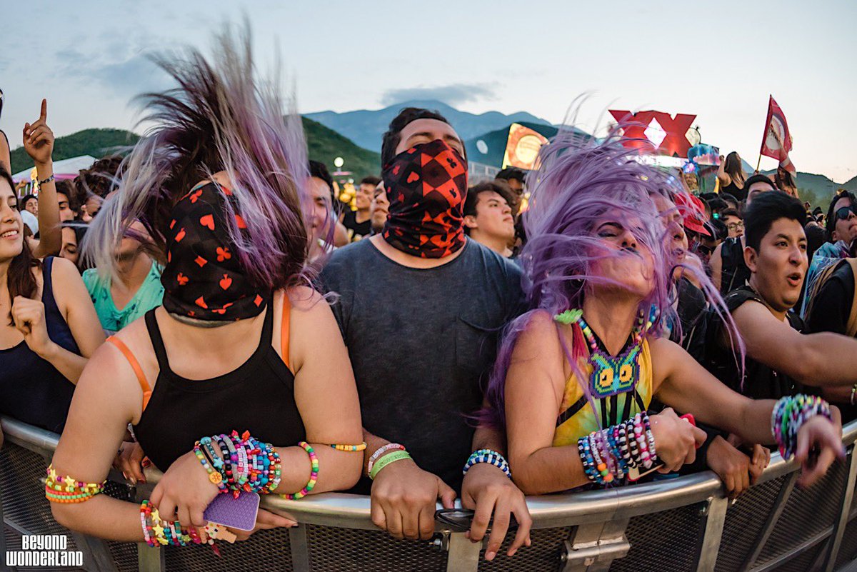 Se acerca el momento de caer por el agujero del conejo y cambiar esta realidad por nuestra realidad: #BeyondWlandBOG
🐛👑♥️