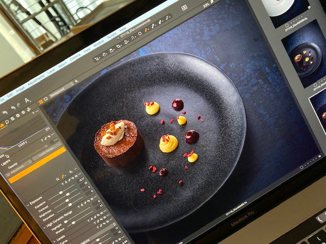 WeAreFoodsmiths's tweet photo. This week our We Are Foodsmiths team has been photographing new menu items using sustainable ingredients, ready for the new season.
We Are Foodsmiths
#Foodsmiths #CreatingFoodPleasure #WeAreFoodsmiths #Craft #Quality https://t.co/DryQToRoyf