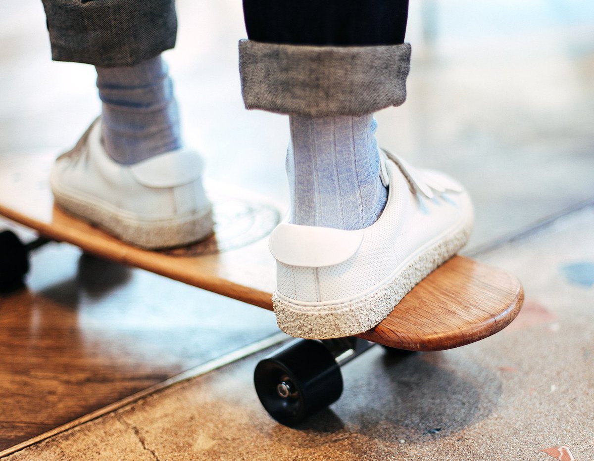 RIDE // Direction le week-end. Alors, quoi de prévu pour ces trois jours ? 🛹
>laboxhomme.com #laboxhomme