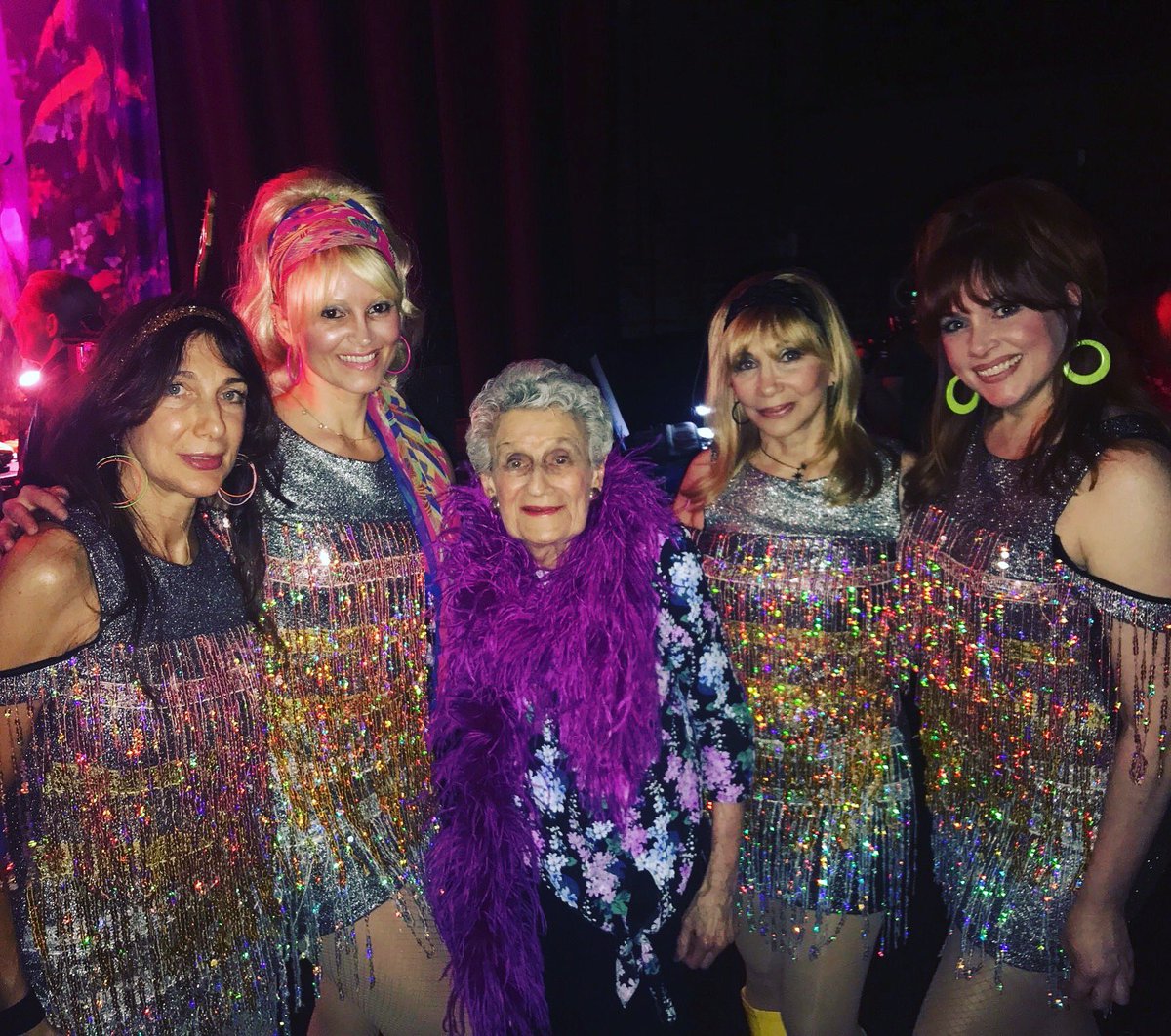 HAPPY BIRTHDAY TO MY FRIEND MAUREEN ⁦<a href="/MVZaGoGo/">Maureen Van Zandt</a>⁩ .  I WILL NEVER BE ABLE TO THANK YOU ENOUGH FOR ALL YOU AND STEVIE ⁦<a href="/StevieVanZandt/">🇺🇸🕉🇺🇦🟦Stevie Van Zandt☮️💙</a>⁩ HAVE DONE FOR THIS QUEEN BEA! I HOPE YOU HAVE A GREAT DAY FILLED WITH CAKE, FAMILY AND FRIENDS AND GREAT MOVIES ON ⁦<a href="/TCM/">TCM</a> ⁩