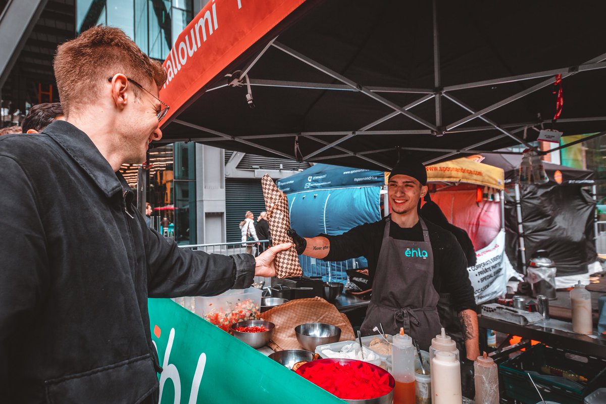 #flashbackfriday to when we were having great food everyday at @cheesegraterldn 🙂 Register and download our app to apply for new locations!
#Foodandbeverage #catering #privatevents #privatecatering #corporatevents #events #markets #foodmarkets #londonmarkets #foodmarketslondon