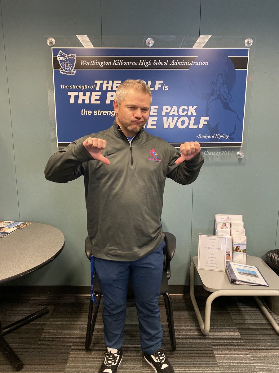 Congratulations Thomas on your blood drive win! Thanks to all who participated! Together we saved 276 lives 👍🏼