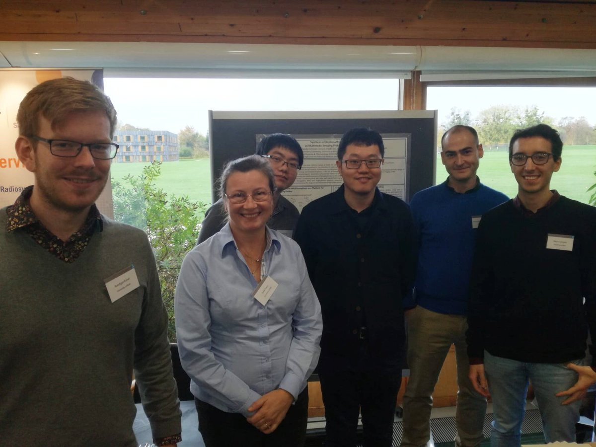 The group attending the 2019 IIS meeting at the @mollercentre