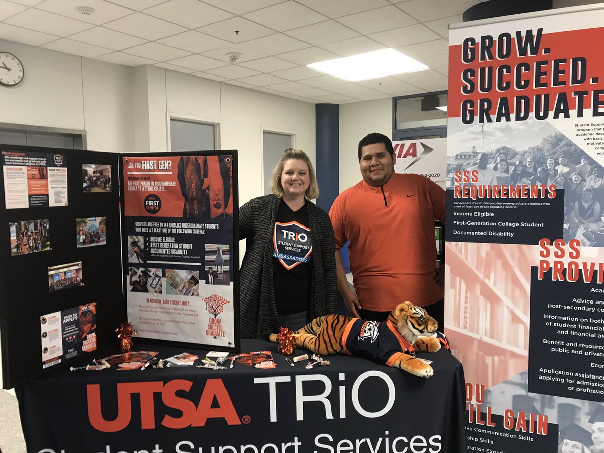 MaggieSATX's tweet image. UTSA going big on National First-Generation College Celebration day music, pizza, t-shirts, first-gen testimonials and much more.  Group photo at 12pm.   @firstgenrunners @utsa_fgtsc #FirstGenUTSA #CelebrateFirstGen! @utsastudents @firstgencenter @COETalk  @UTSASciences