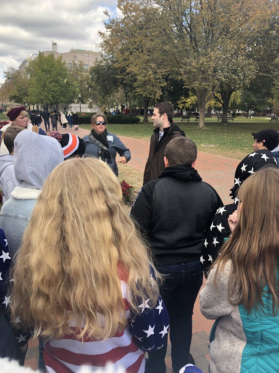 AnneMceldowney's tweet photo. Alumni Luke Niederhelman teaching Bus 4 about working at the White House #RMSDC19 https://t.co/gOoko8JJVI