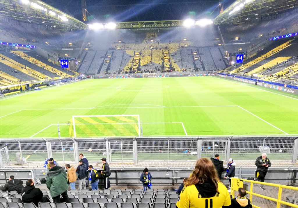 Nicole_sch13's tweet image. 19:09 - Such a magical night. ✨💛

#BVBInter