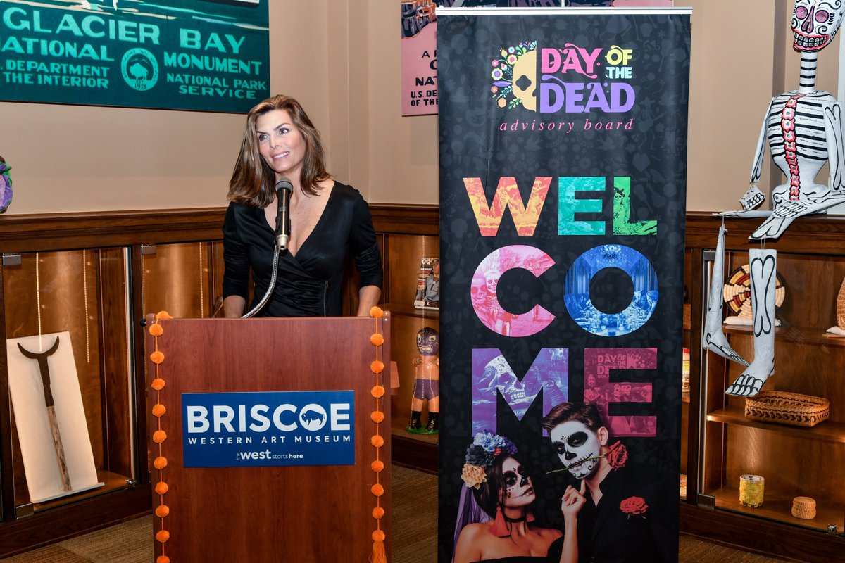 Thank you  <a href="/MontserratOliv/">Montserrat Oliver</a>  for being part of Day of the Dead San Antonio 2019!