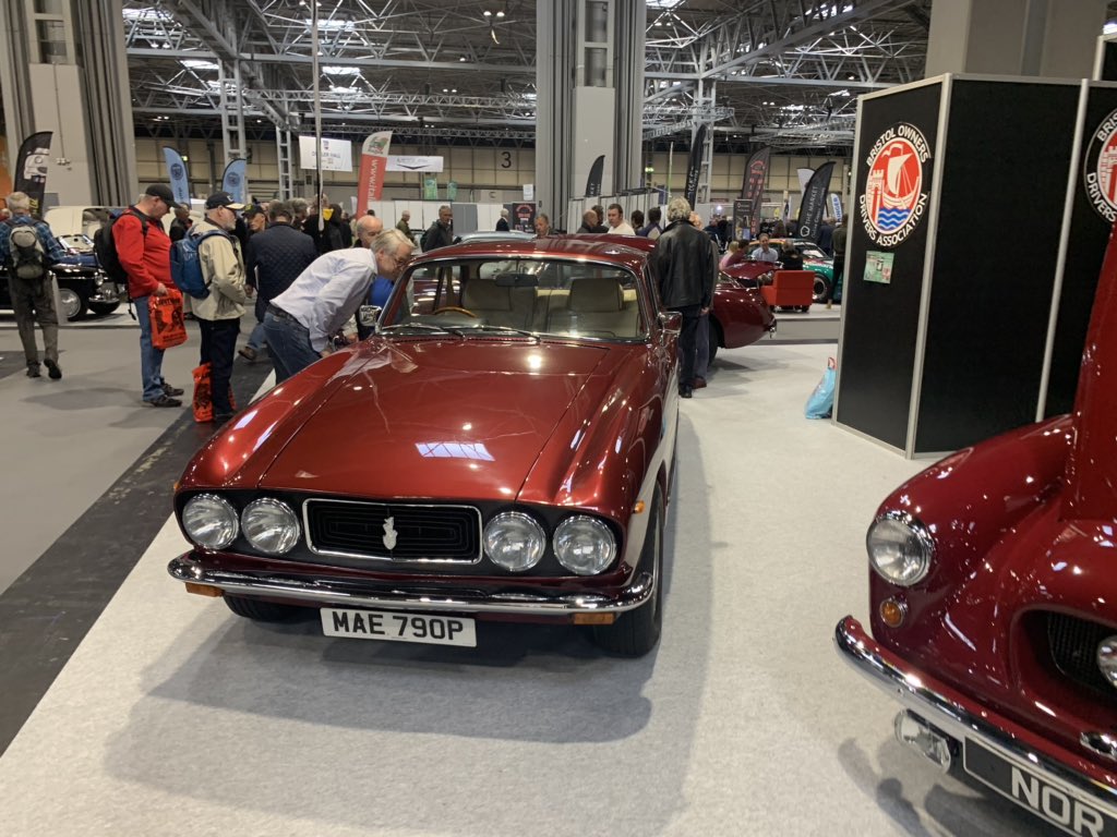 classic / motor cars (@classiccarmotor) on Twitter photo 