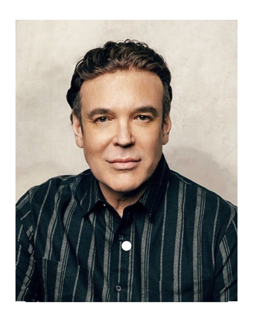 georgecaceres's tweet photo. @vocalstarworld @celebrityexperience #executiveproducer #founder https://t.co/RU7tenh98G