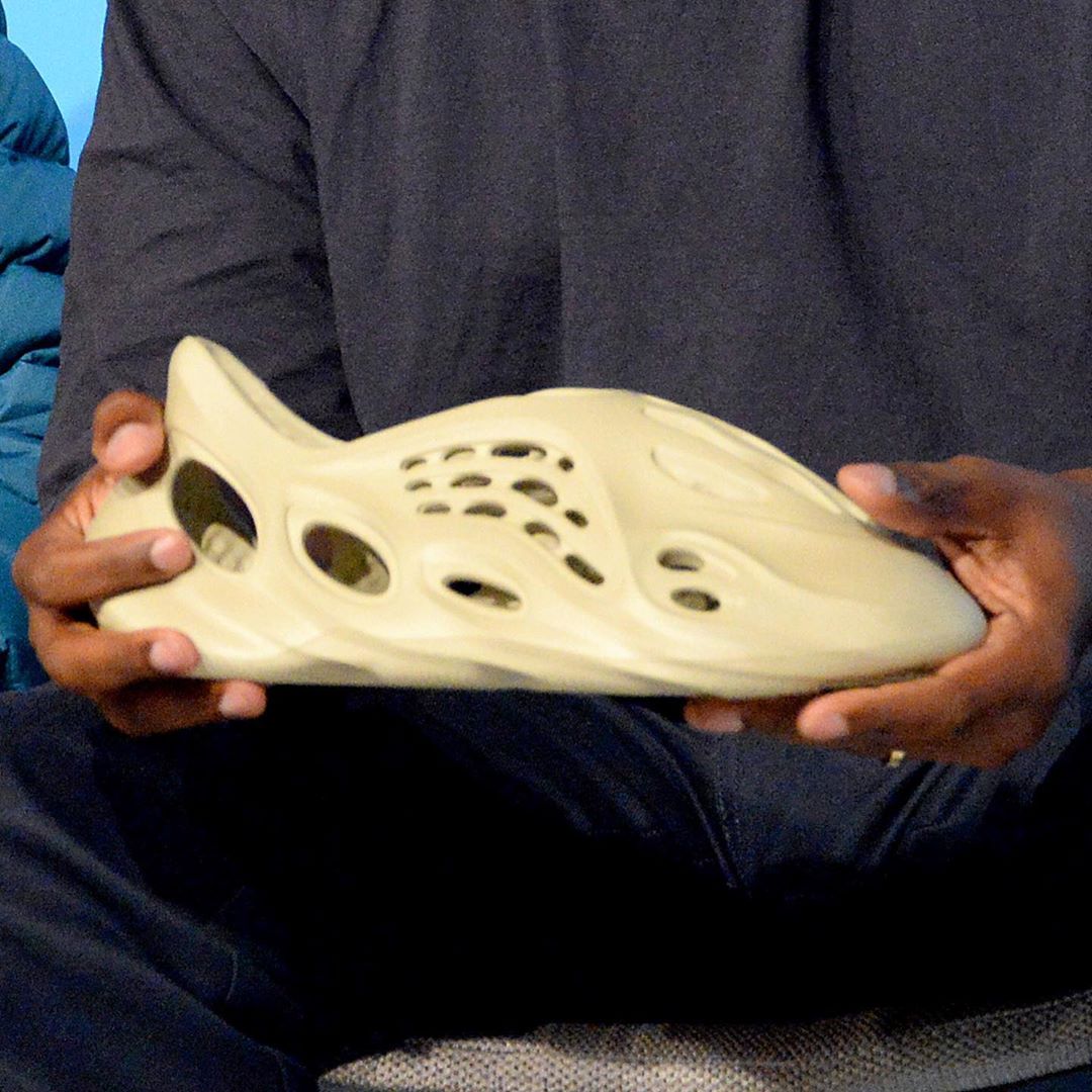 yeezy foam runner clog