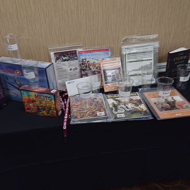 andyinsdca's tweet image. Crazy amount of raffle prizes for #sdhistcon