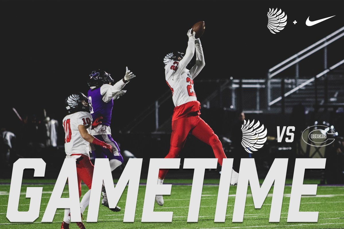argylegridiron's tweet photo. Gametime.

#NextManUp | #ArgyleFootball | #TXHSFB

📸: @TheTalonNews https://t.co/HRPzyRDqO9