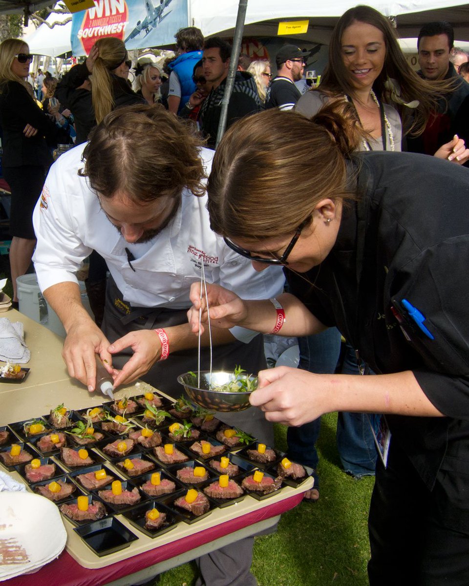 LocalWally's tweet image. Throwback to my very first time I went to the San Diego Wine + Food Fest back in 2011!  Look at that concentration to get the microgreen just right on every bite.  Every year it gets better and better.  Are you going???  sandiegowineclassic.com #sdbayfest
