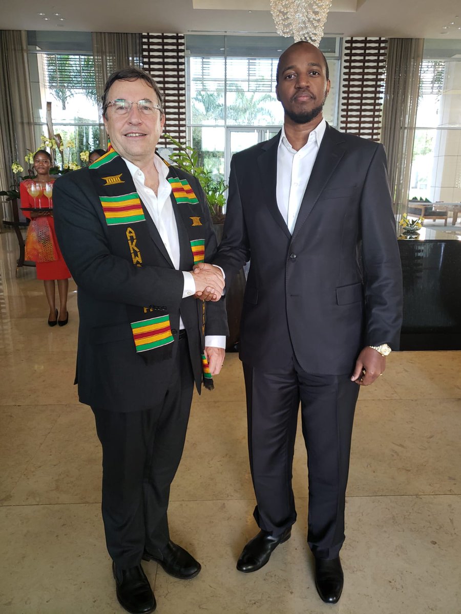 KingOyoOfficial's tweet image. Pleasure meeting @UNDP Administrator @ASteiner at the #HighLevelDialogueGH in Accra, Ghana. Looking forward to working together on increasing the Monarchs contribution towards achieving the SDGs and the first #WorldMonarchsSummit2020 in Tooro Kingdom from  7 - 11 September 2020.