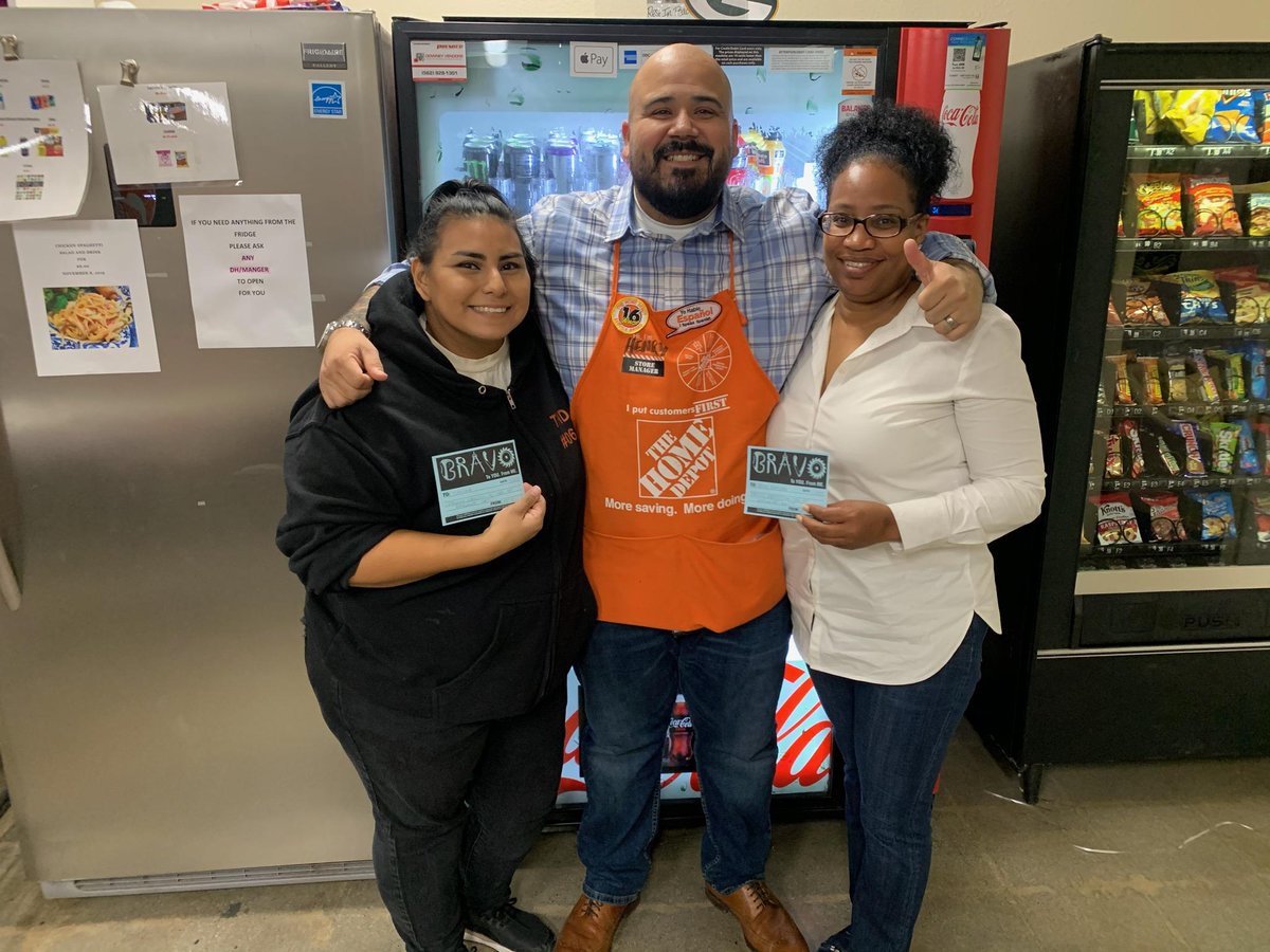 A big Thank You to these two ladies, Cathy and Tania! Thank You two for taking the time to setting Black Friday Appliances! You girls killed it! 😊😉 #Allin <a href="/hduron82/">Henry Duron</a> <a href="/LisaFerence/">Lisa Ference</a> <a href="/THDRussB/">Russ Brown</a> <a href="/andresms07/">Drew Mtz</a> <a href="/Cathy34673210/">Cathy Crawford</a>