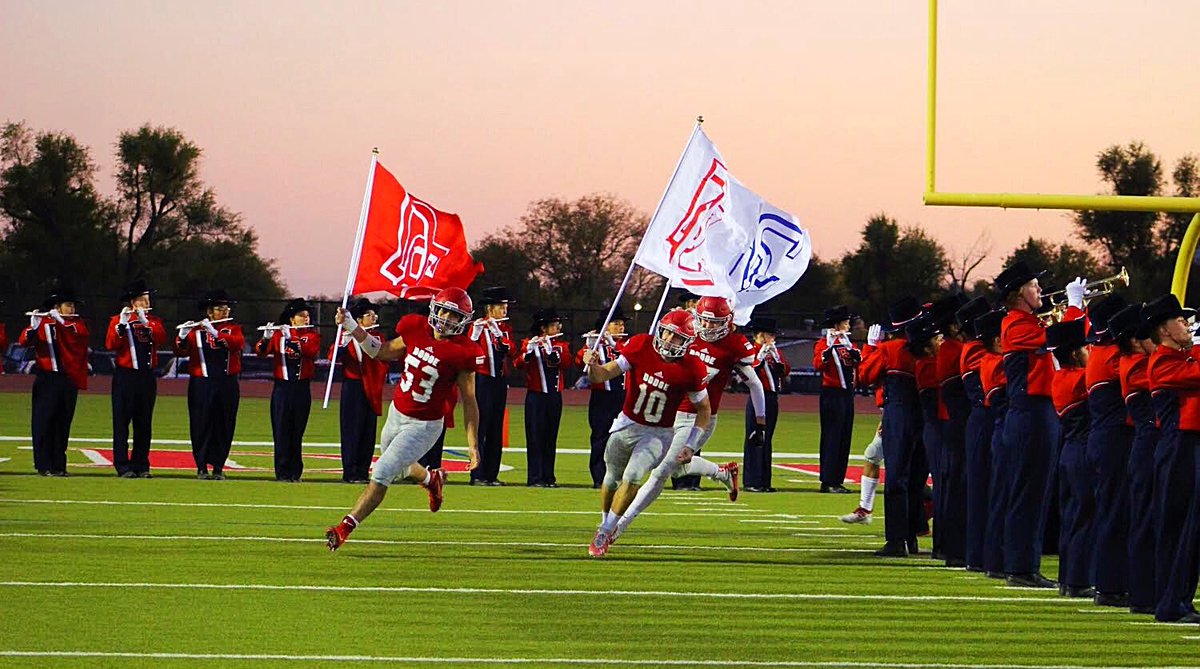 SeanBoston_PxP's tweet photo. 🏈RED DEMON GAMEDAY🏈

No. 2 Dodge City (9-0)
vs.
No. 7 Junction City (7-2)

🏆 - 6A West Regional
🕖 - 7 p.m. / 6:30 p.m. pregame
📍 - Memorial Stadium
📻 - 98.1 FM (@Z98hits)
📱 - Z98.1 Mobile App
📡 - https://t.co/AxzeIrAveD
📺 - https://t.co/y1xkkre4wt… 

#RiseUp https://t.co/aOm4yAklQh