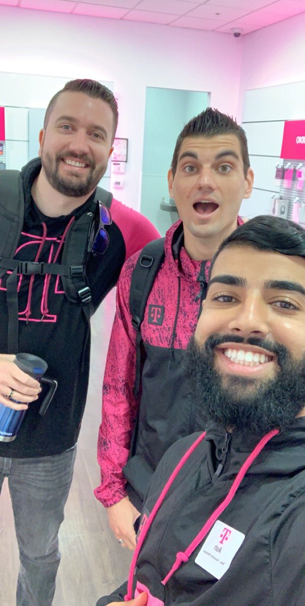 Awesome 👏  visit and knowledge dropping, answering questions on the new uncarrier launching in the future, and 5G! Hats off to these amazing leaders <a href="/DerrickSeay1/">Derrick Seay</a> @CMeach84 ! Always pleasure and honor having you guys in our store. <a href="/_nmontalban/">Nicole Montalban</a>
