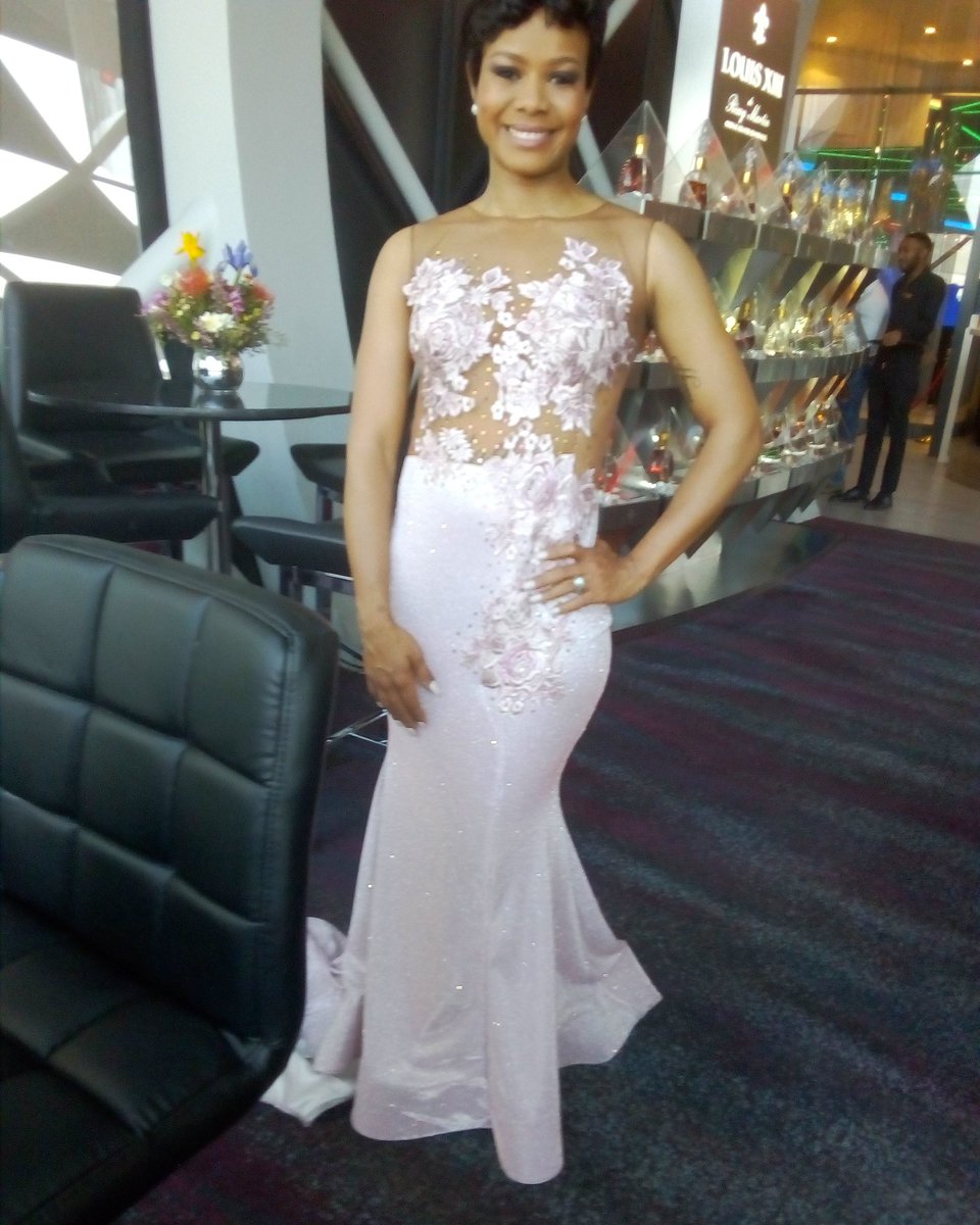 Tsholo_Matshaba's tweet photo. #KFCPROPOSAL
#KFCWEDDING
My designer for all my events will provide a Wedding Dress for the bride and bridesmaids dresses.
@mossmkhatshwa
#MxDesigns https://t.co/viwpyI6yY9