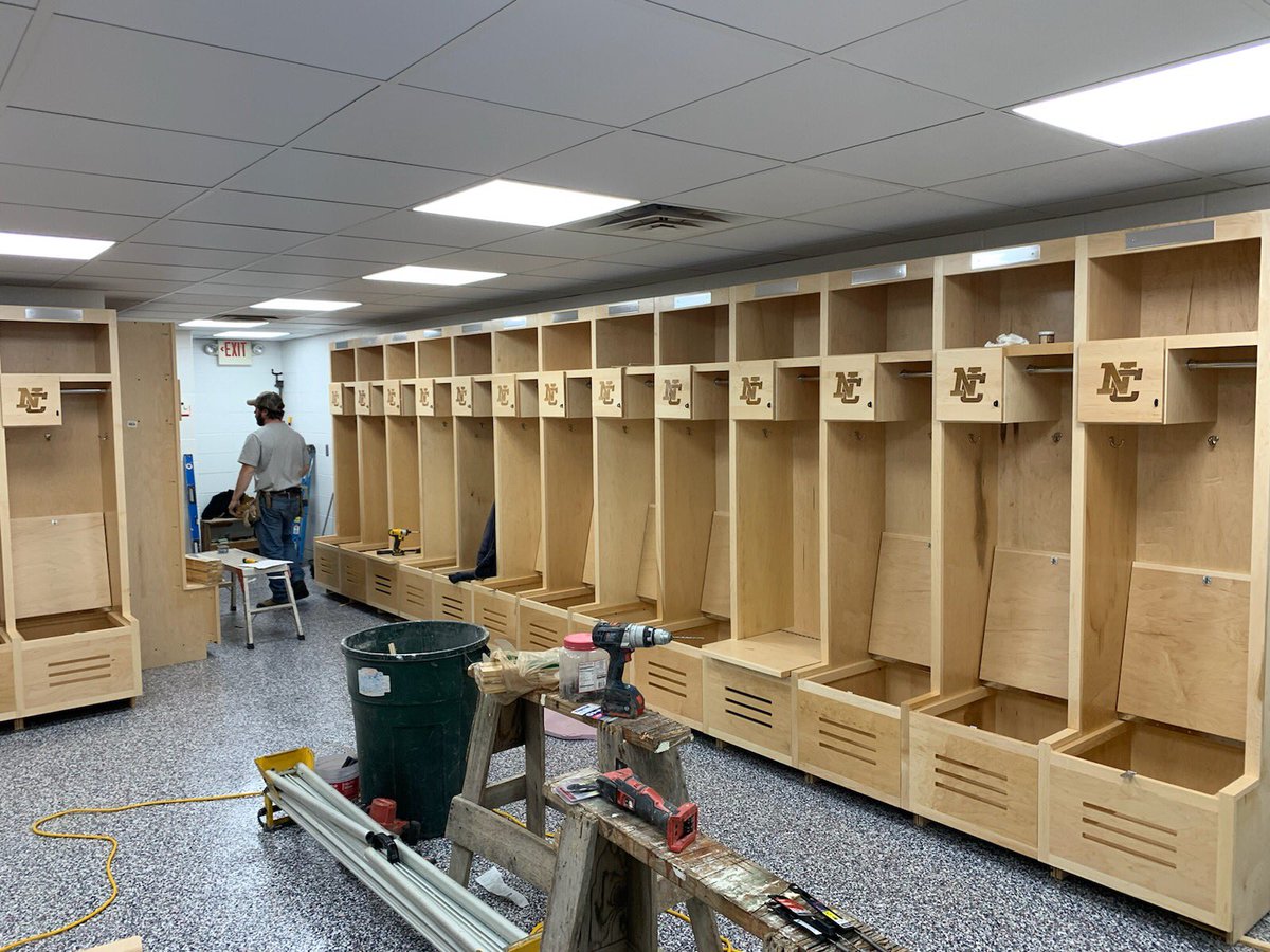 NCJacksAndJills's tweet image. 🔥 New lockers are being installed for our teams on campus! Thank you again to our donors to make this possible! @NCJacksBaseball @NorthlandMsoc @NorthlandHoops @jillswbb