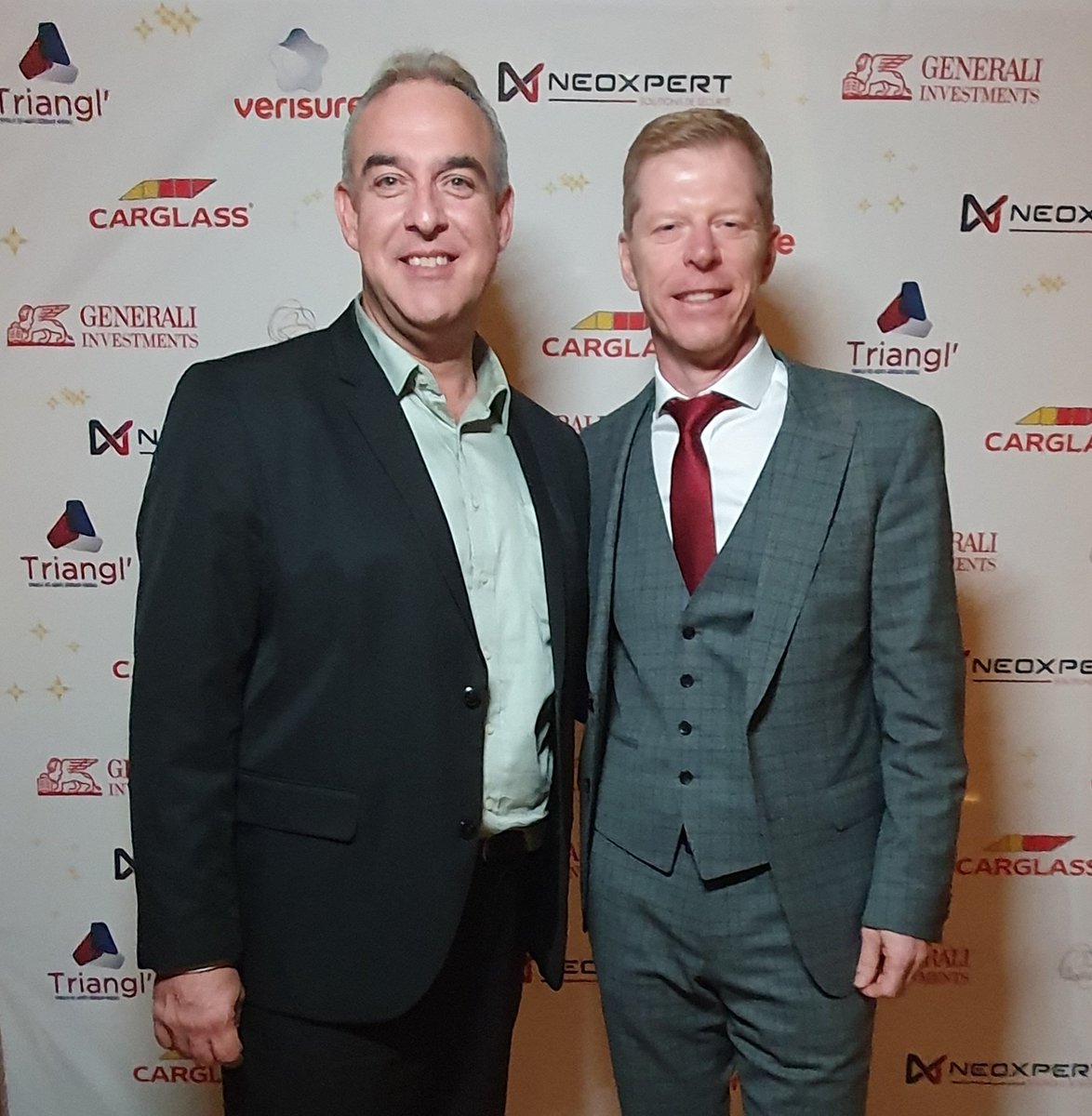 syndicatTriangl's tweet image. Debut de la soirée de gala du @syndicatTriangl sur le thème des milles et une nuit.