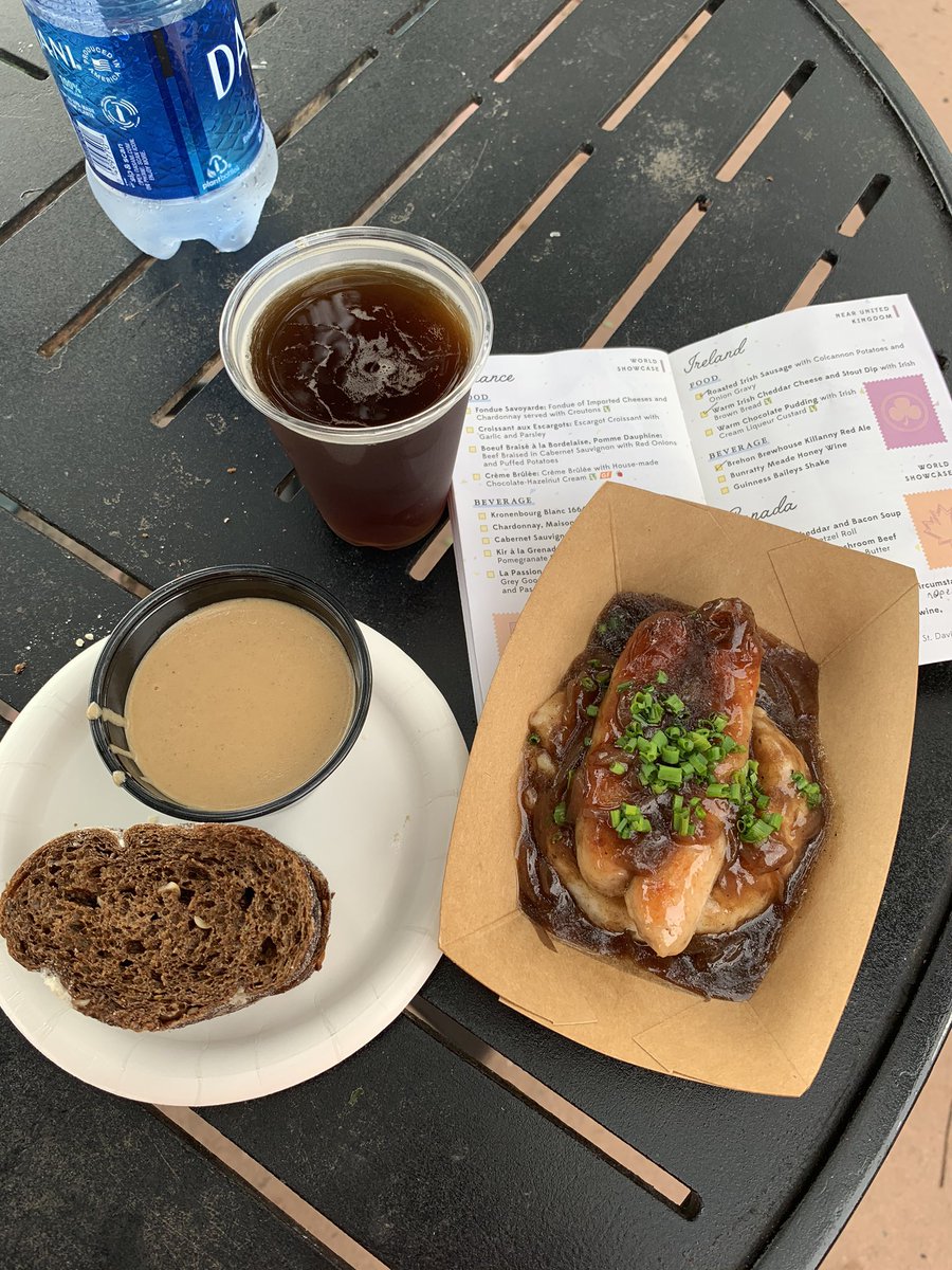 daguru9's tweet photo. Did #FoodAndWine for @mrsguru9 birthday... Top Four dishes: #ImpossibleSlider #StoutCheeseDip #BalsamicGlazedRibs and #CoffeeRubbedSteak ... #Epcot #WDW #AdventureIsCallingMyName @WDWToday https://t.co/5gdXMg3rZW