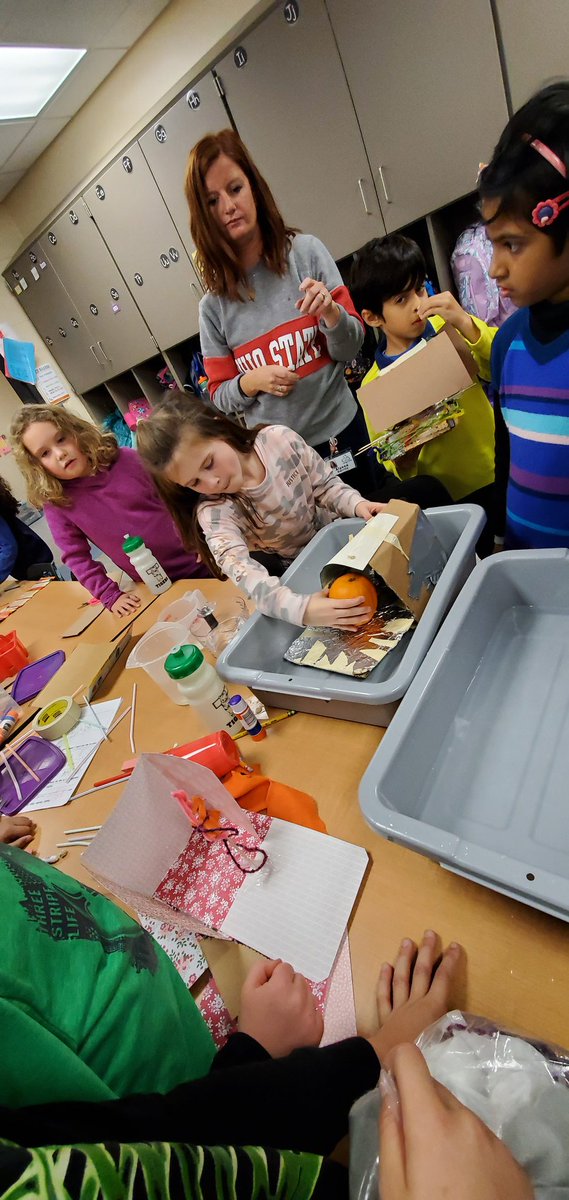 MrsRamsey_HWES's tweet image. Empathized w/farmers after reading an article abt pumpkin patches flooding! Collaborated to design, build, test, improve and reflect on learning. Doesn&apos;t have to actually work to learn! #WeSolveProblems #DesignThinking #SixPracticesofThinkers @teDCSD #theDublinDifference