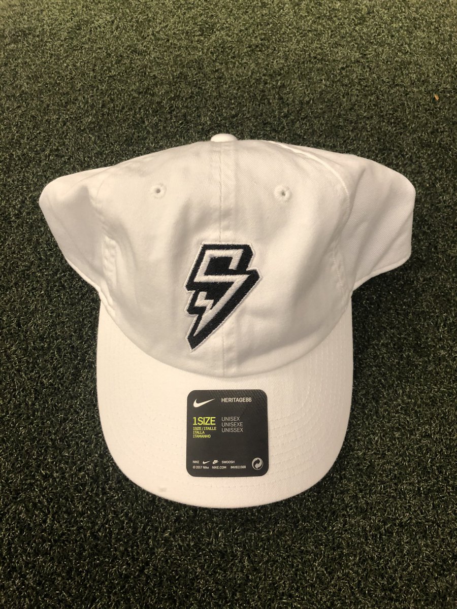 EAMaddenNFL's tweet image. Follow, RT, &amp;amp; Comment for a chance to win this @saquon swag! 

Rules 👉 x.ea.com/61256 #easweepstakes