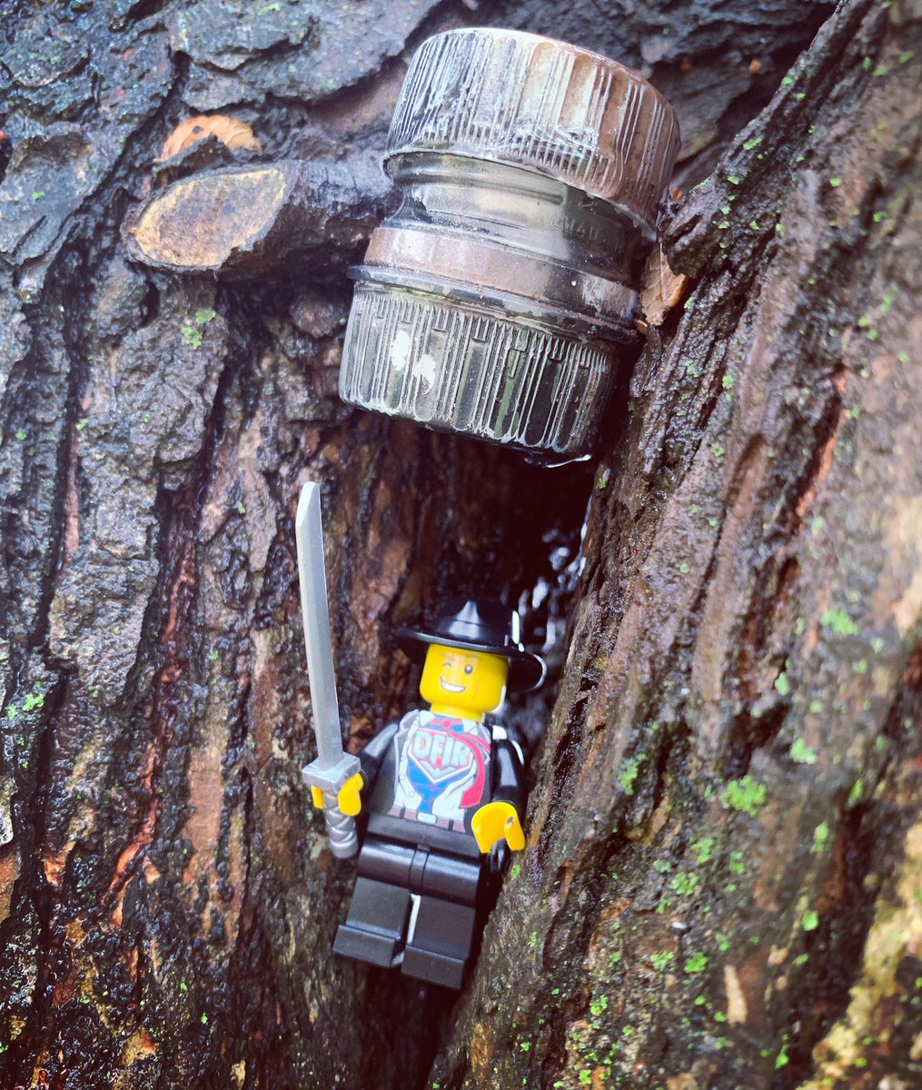 ForensiCacher's tweet photo. Must find the cache! 🤨 #geocaching #Forensics #LEGO #DFIR https://t.co/I4VIGQBNsN