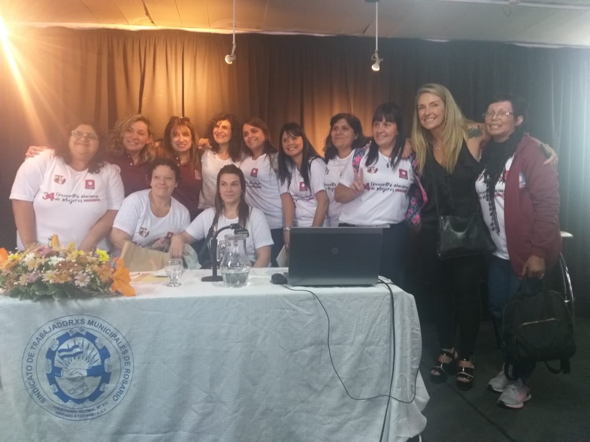 Quiero felicitar a todas las compañeras de #ListaGranateMorada que participaron del encuentro provincial de mujeres sindicalistas en la ciudad de rosario 👏👏👏
Les deseo un muy buen fin de semana a todos !
#UnidosPodemos💪💪💪