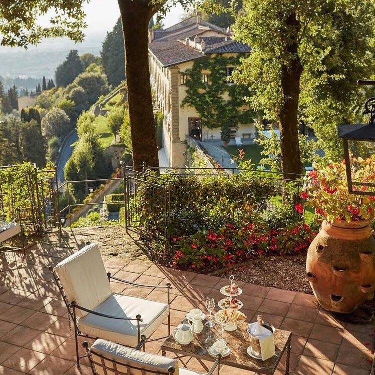 𝒎𝒐𝒐𝒅𝒆𝒍𝒊𝒄𝒂𝒕𝒆 tweet media