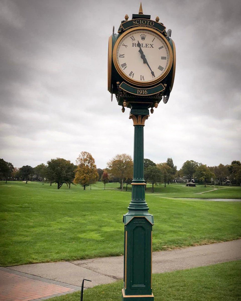 GoForeItComm's tweet image. We've been loving golf flags and course clocks recently. What are you're favorite things to take pictures of at golf courses? (besides the course itself!)