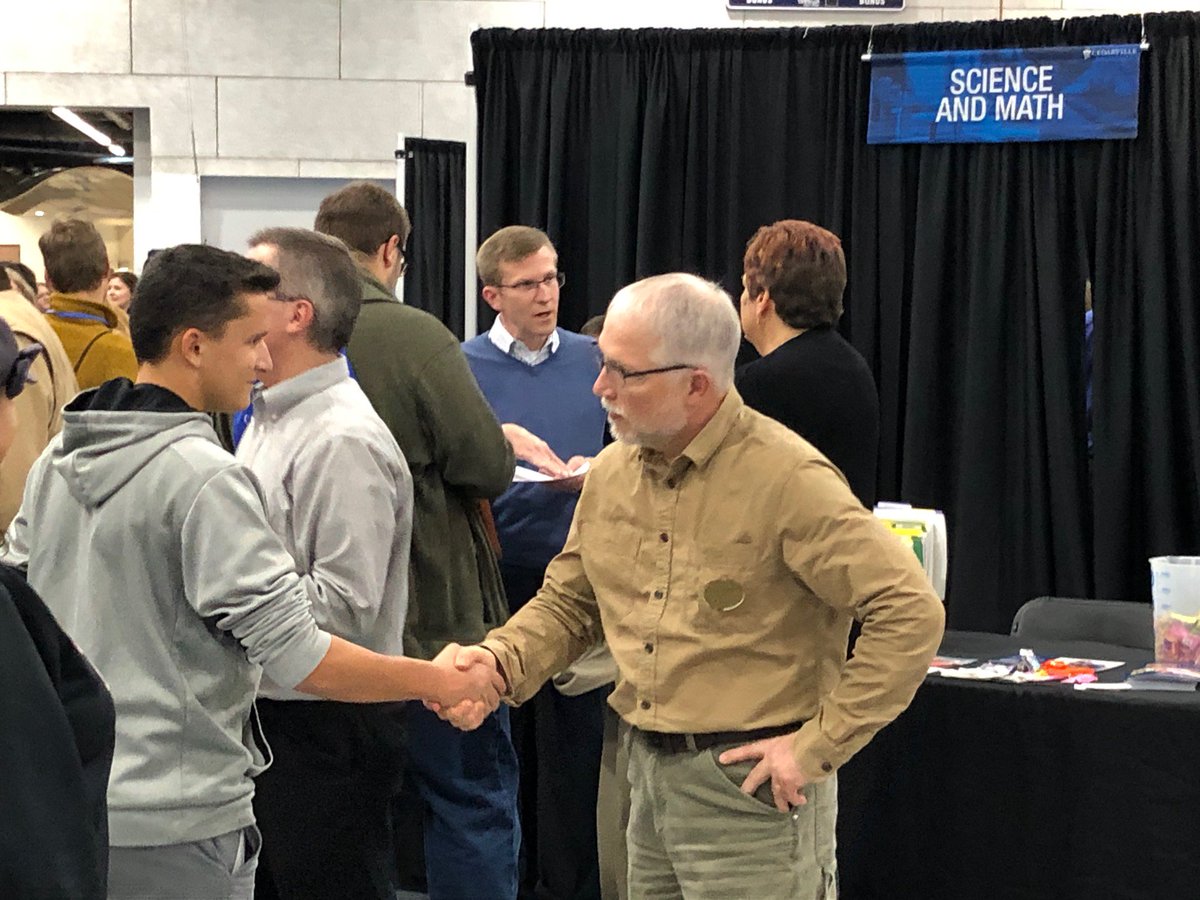 CedarvilleNews's tweet photo. It was another successful #CUFriday @Cedarville as hundreds of prospective students and parents visited with faculty members, attended classes, and enjoyed chapel. @CedarvilleNews #CedarvilleUniversity https://t.co/4i2gBlOkSn
