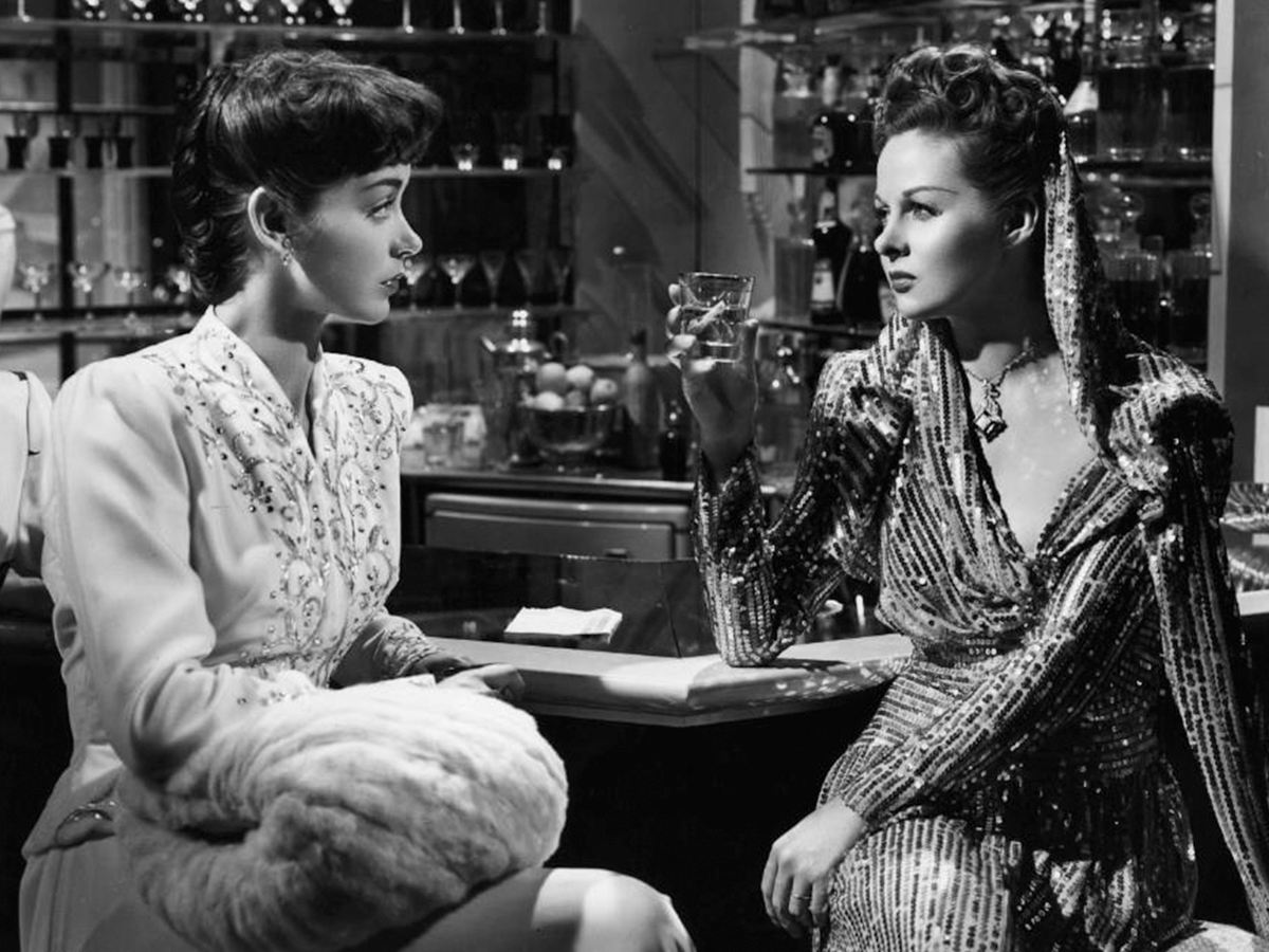 FilmDetective's tweet photo. Did you know - "Smash Up: The Story of a Woman" (1947) is loosely based on the life of Dixie Lee, actress, singer, and first wife of Bing Crosby. The film earned Susan Hayward her first Academy Award nomination for Best Actress in a Leading Role. https://t.co/OZxm8Jgzvw https://t.co/MAOXBDcAdo