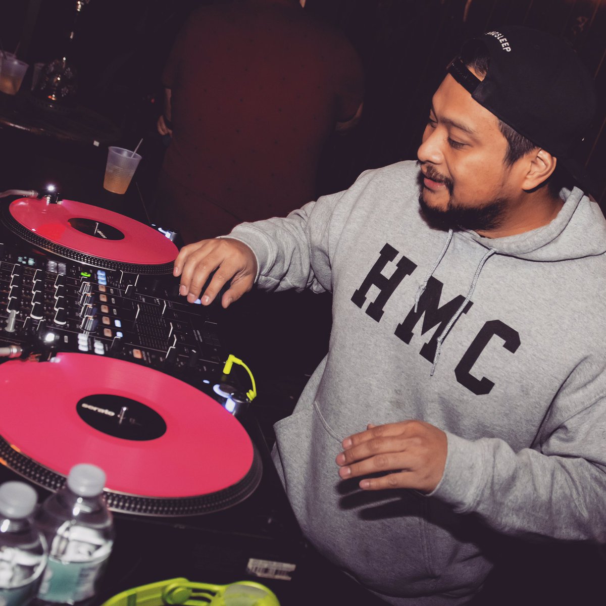 ChrisDuano's tweet photo. Let’s get it tonight! Rooftop vibes tonight! Heaters on the patio to keep you warm! #fridaynights #burnhouse #ternupppp https://t.co/AkWoAcQsOX