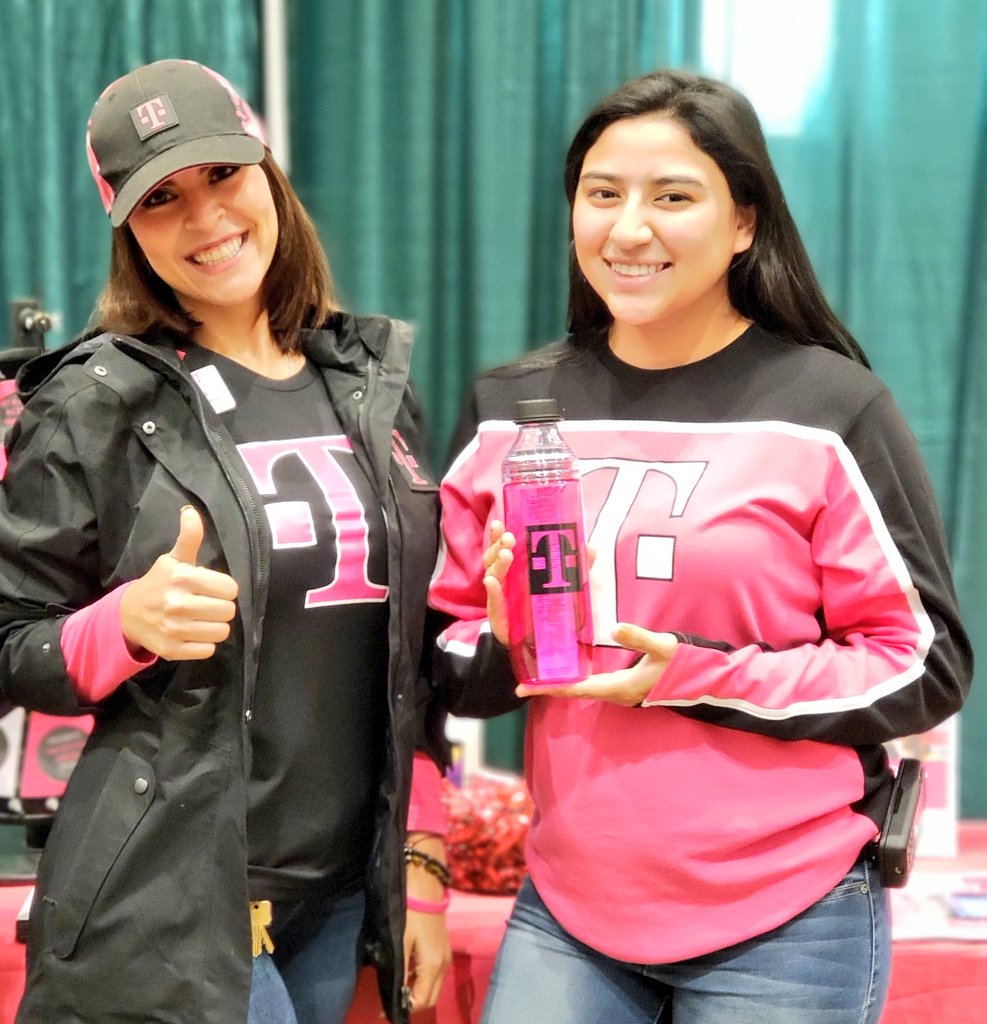 evamcgoldrick's tweet photo. #RGVTruckSquad recognizing our borrowed MEs for the month of September that earned Perfect surveys from our customers #FrontLine1stCsCustR1st #TexasDNA #TXVS @lpena0890 @sidney_orive @MQuiroz_1 https://t.co/a6D192lMey