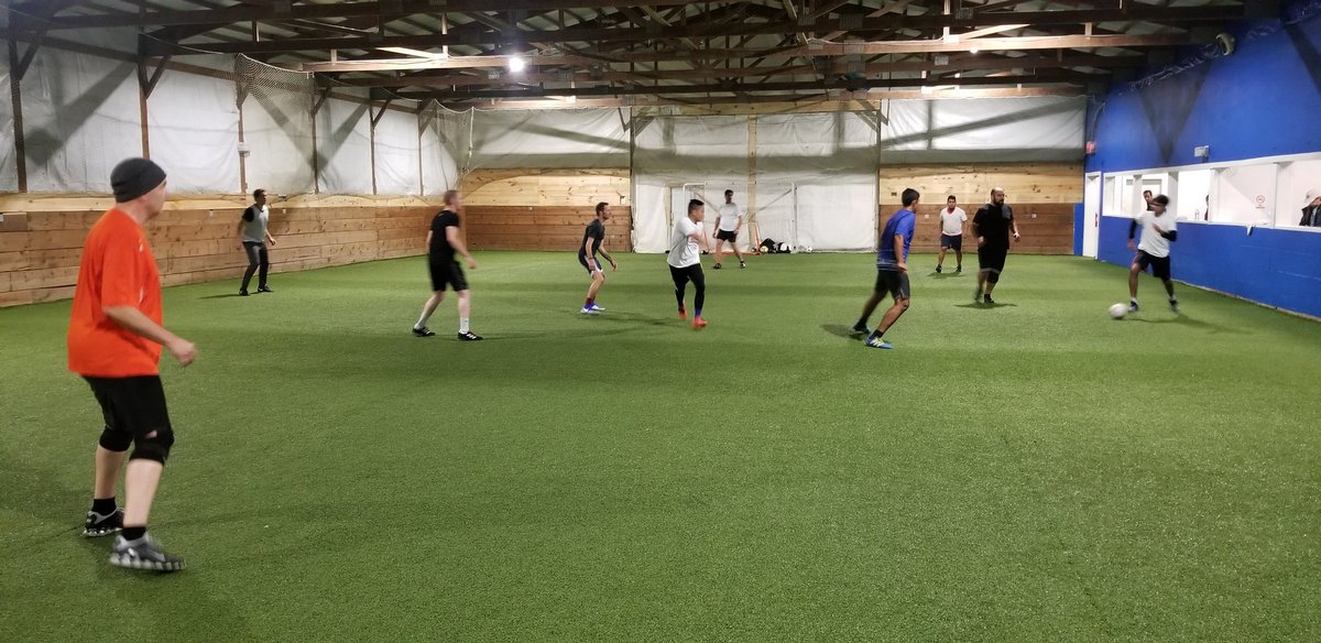 STLPickUpSoccer's tweet photo. Thanks to all the players that made our first game at the @SoccerBarn this winter a reality! https://t.co/d2XWMumP1X