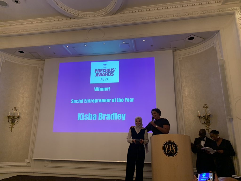 louise4change's tweet photo. Congratulations to the social enterprise women of colour finalists sponsored by @UnLtd for the #PreciousAwards19 @feedmycreative @DollyPollyy of @SexplainUK and the winner @kisha_bradley @brightboxmaker you are all making a difference to communities and brilliant role models 🎉 https://t.co/2h1DfNGsGV