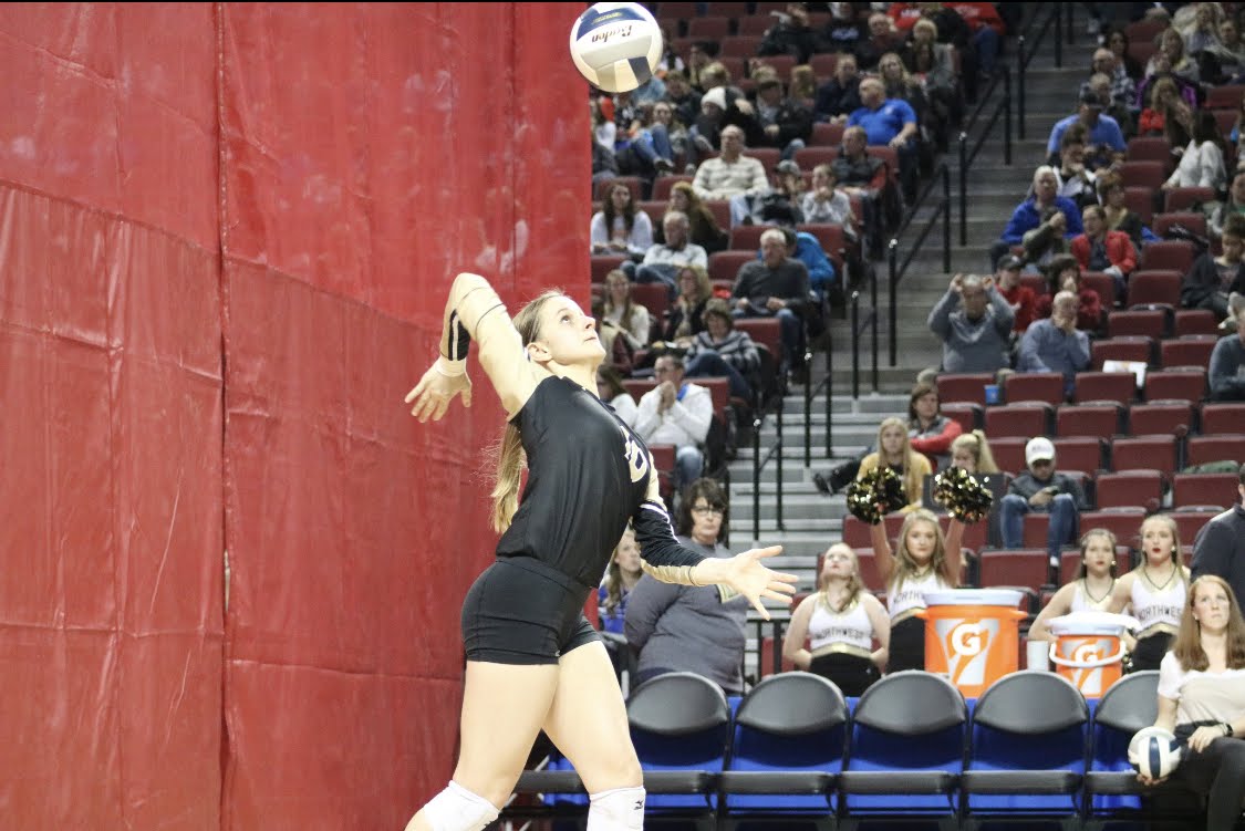 Yesterday, @keyara from @VikingsNW joined us courtside to shoot photos and share her school's state volleyball story using @classintercom! 

Here are just a few of the photos she captured. 📸

#strivschools #contentcreator #contentgen