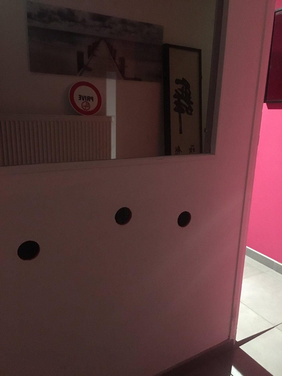 VinzDurok's tweet photo. Sympa la soiree au @complexaquitain ce soir 🔞
#cinemaaquitain #bukkake #bordeaux #cinemaporno #sexeshop #complexeaquitain #vinzdurok #france #showporno #showliveporno https://t.co/a6uLDmWVdJ