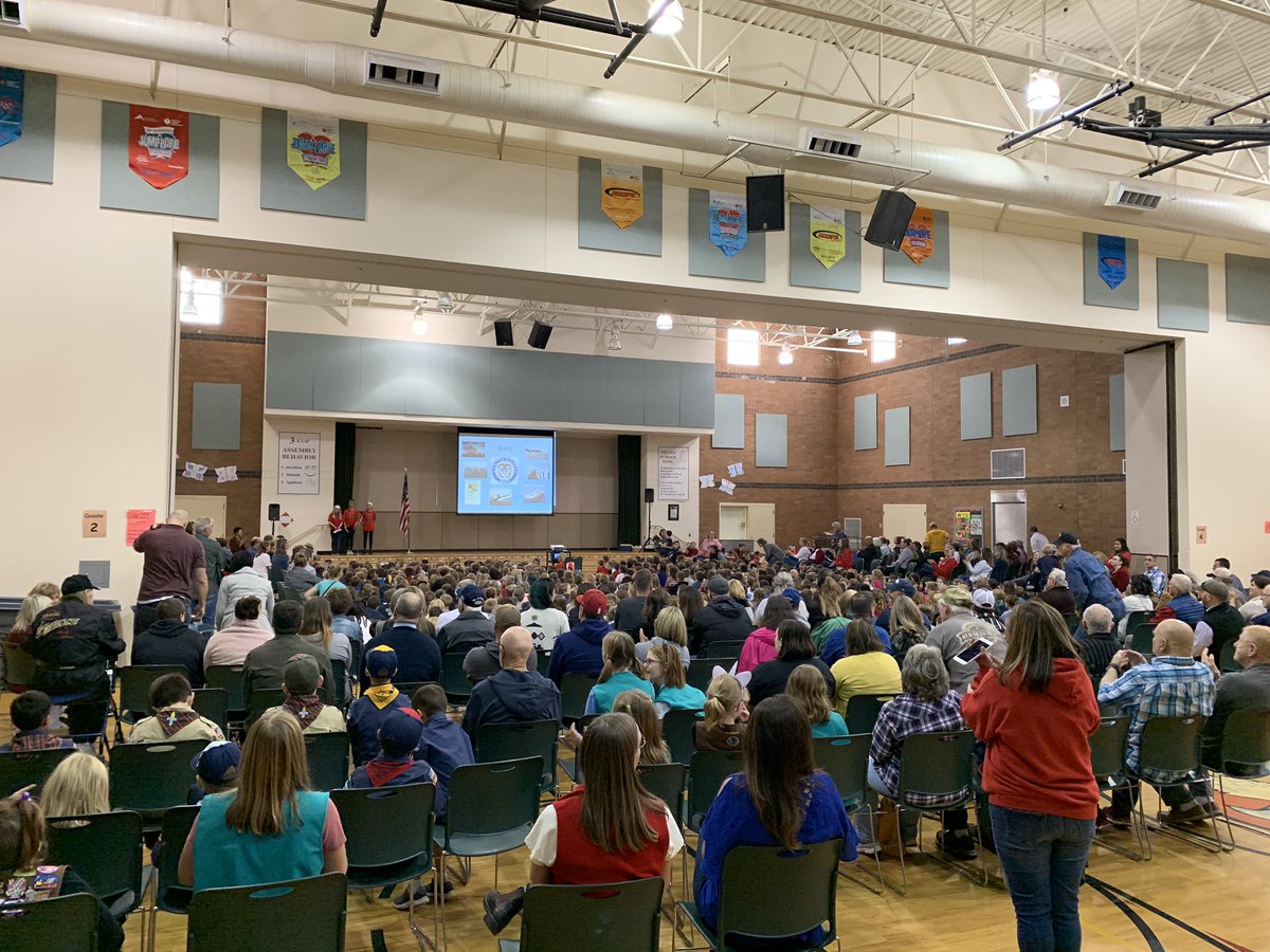 Great turnout for Felida Elementary’s Veterans Day Assembly. Vets were invited as Felida students said, “thank you for your service.”
