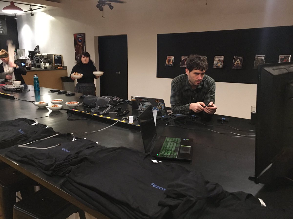 Jovan Smith 🇺🇦 Tezos Domain: jovitezos.tez tweet media