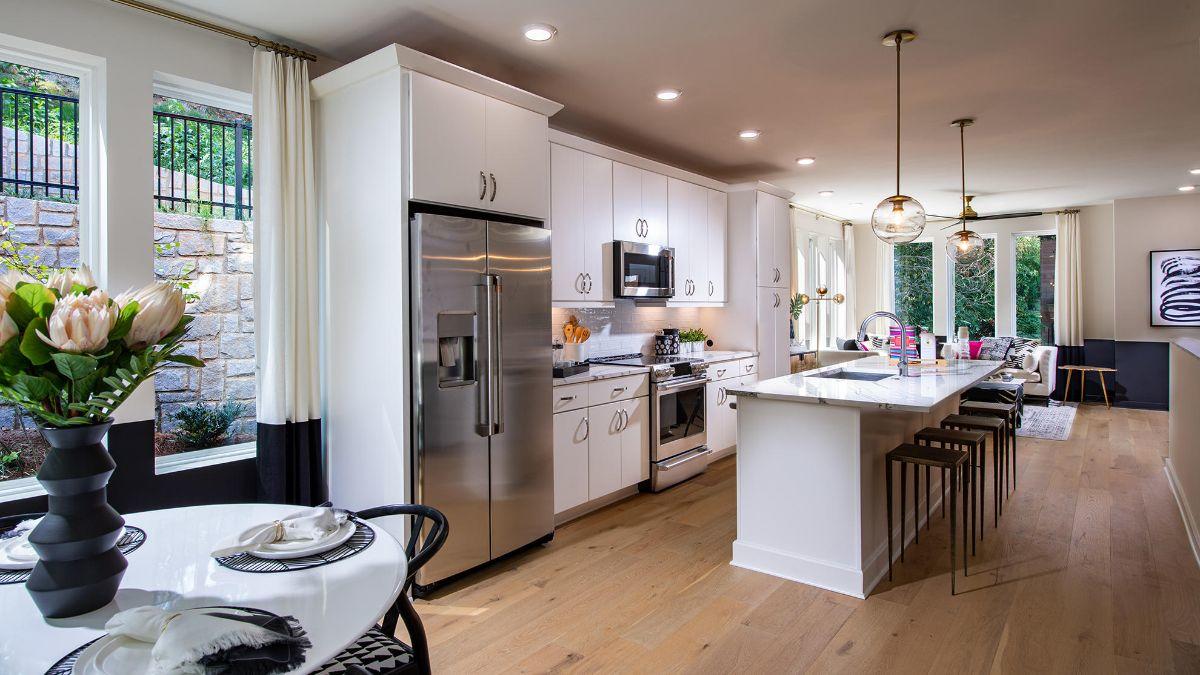 denimmarketing's tweet photo. Not a bad way to kick off the weekend - thanks for featuring our client news, @CurbedAtlanta! 🙌
Click to learn more about @TPGHomesAtlanta's new intown condo community near the @AtlantaBeltLine, @theBeaconATL and #GrantPark. 📍 #PRWorks #PRScore
🔗 https://t.co/eCUayqbSJZ https://t.co/uMdFmlsu7t