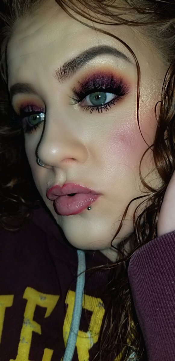 WickedlyDivin3's tweet photo. Look I did tonight using @shanedawson x @JeffreeStar #shanexjeffree๐ท
Gloss #shaneglossin
Used shades : not a fact, flaming hot, food videos, sleep paralysis , conspiracy.
@yellalashes #YLM12
@Natasha_Denona #bloomblushanglowpalette @boxycharm #boxystellar
#shanedawson๐ท https://t.co/snUOnpSSF2
