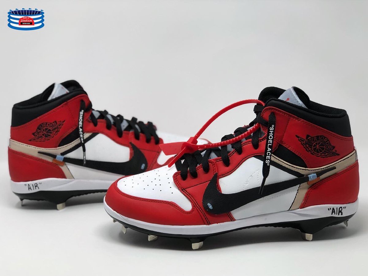 stadiumck's tweet image. RT if you would rock these! 

Heston Kjerstad (@hestonkjerstad) of @RazorbackBSB might have the hottest 🔥🌶 cleats in all of baseball this season! Went with an @OffWht X @Jumpman23 Retro 1 look on these cleats. #StadiumCustomKicks