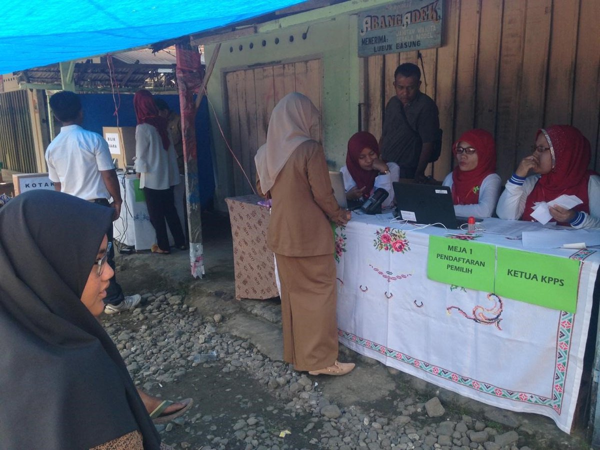 ptik_bppt's tweet image. Kabupaten Agam Kembali Menyelenggaran Pemilihan Wali Nagari (Pilwana) dengan Metode E-Voting untuk Kedua Kalinya
ptik.bppt.go.id/berita-ptik/10…

#BPPTSolidSmartSpeed
#PTIKBPPT
#ePemilu #eVoting